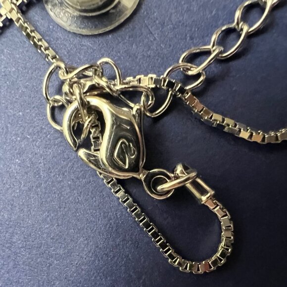 Swarovski Crystal Aline pendant and earrings set - Picture 3 of 4